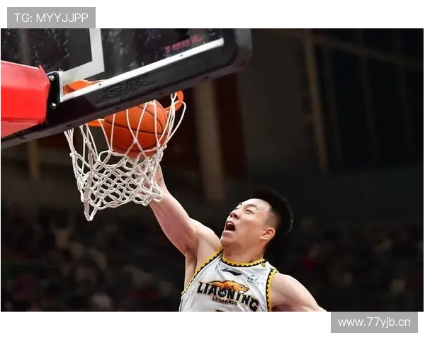 [CBA]张镇麟手感火热 远距离三分稳稳命中.